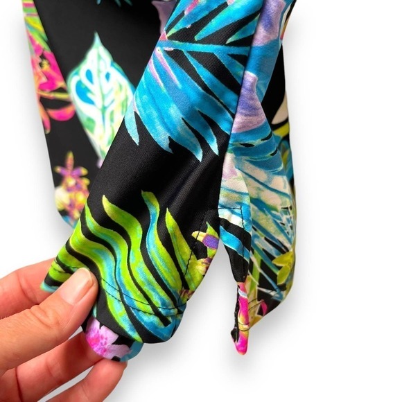 Island Escape Black Multi Color Tahiti Floral Bandini Tankini Top Size 8 - Picture 10 of 12